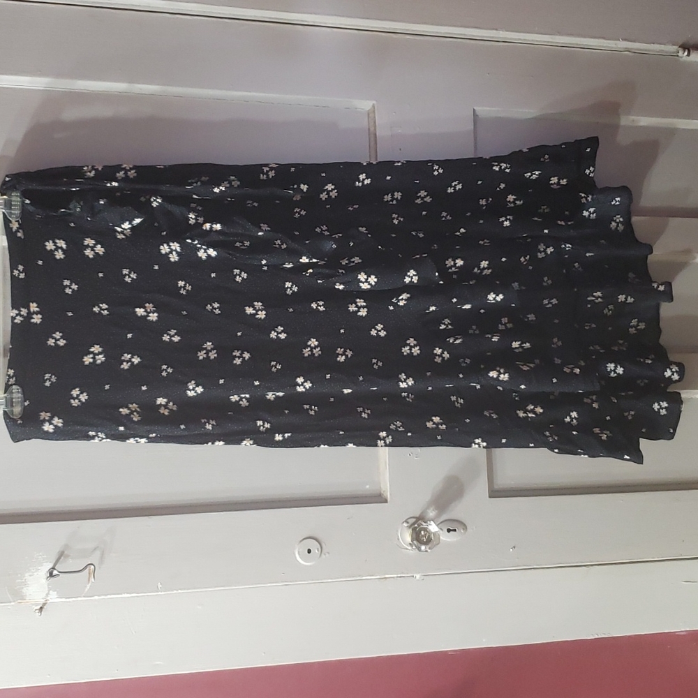 American Eagle Outfitters floral Daisy skirt